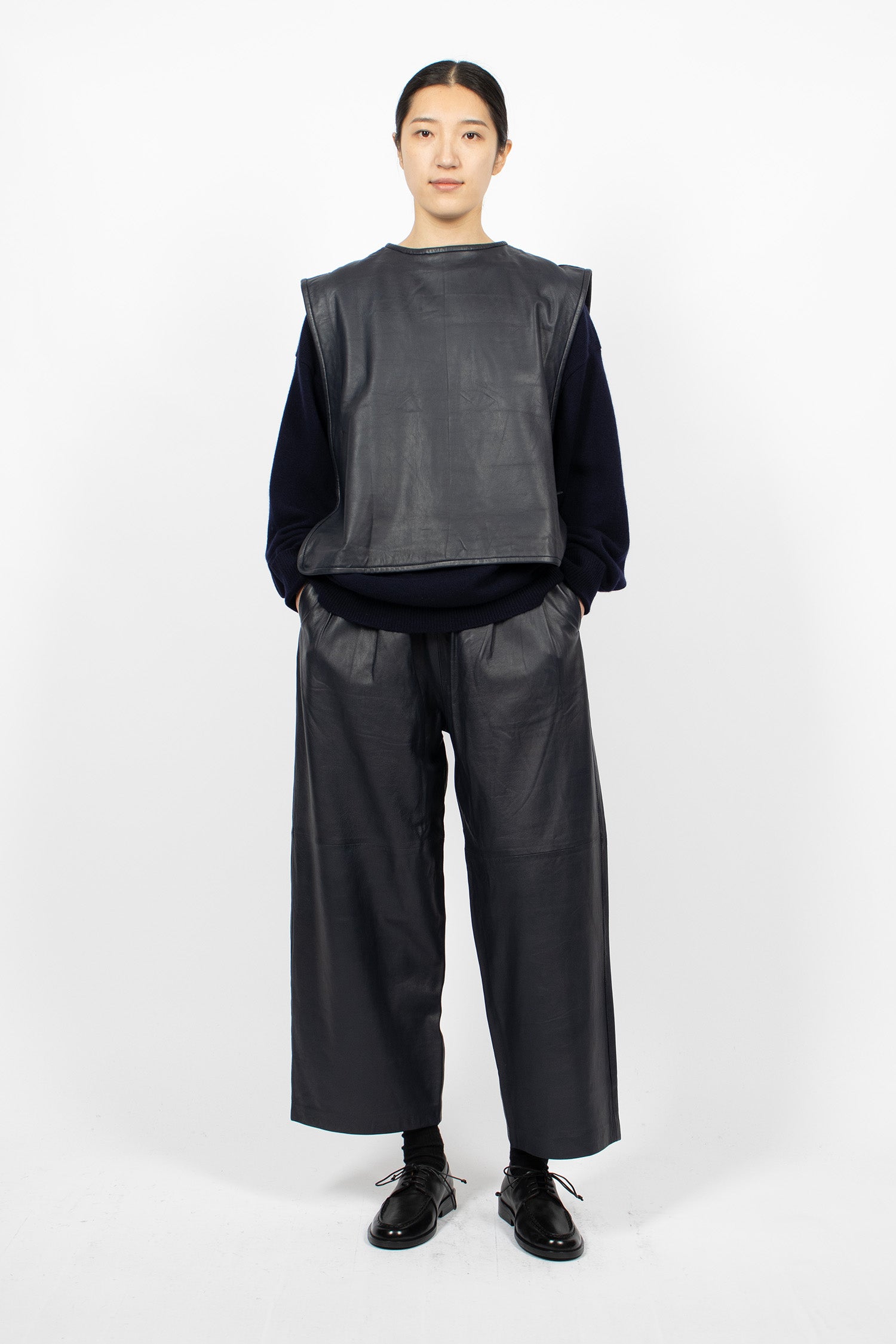 Strik Leather Vest Navy