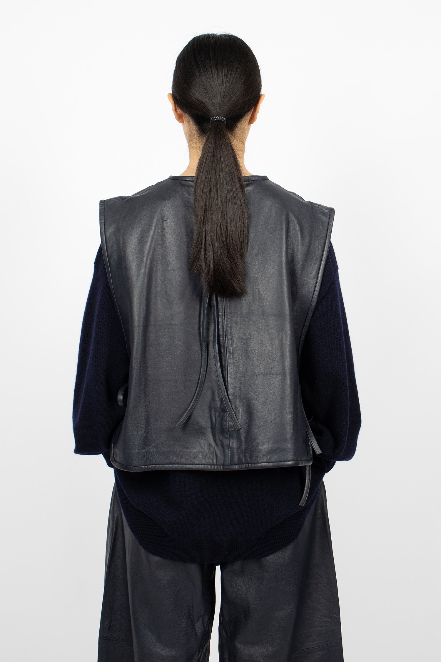 Strik Leather Vest Navy