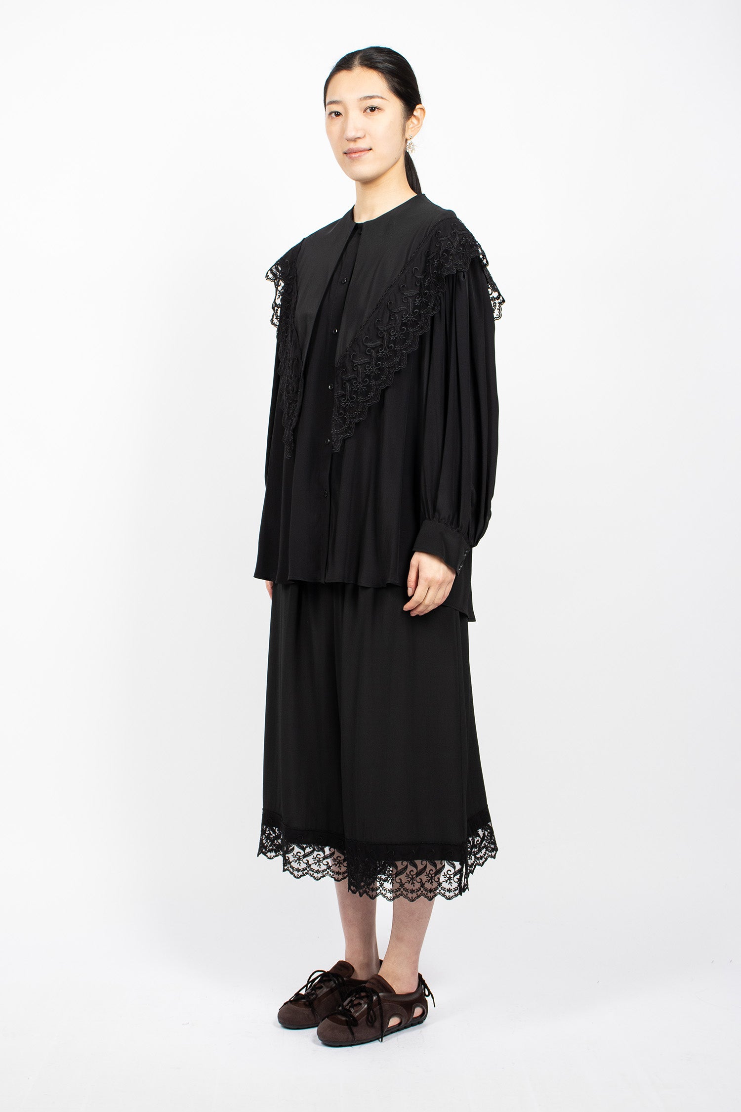 Cropped Lace Trim Negligee Trousers Black