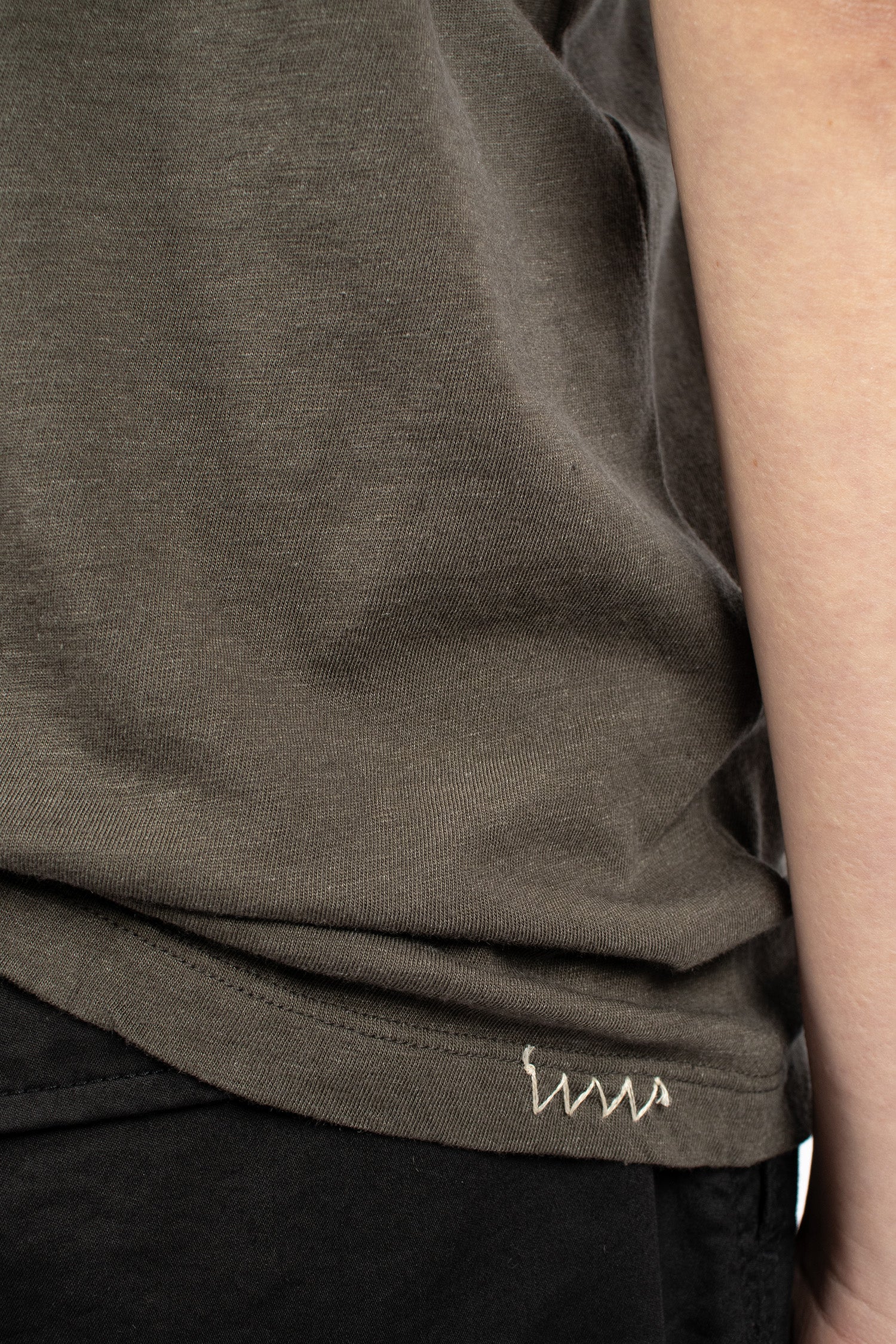 Box Tee 'Be Free' Black