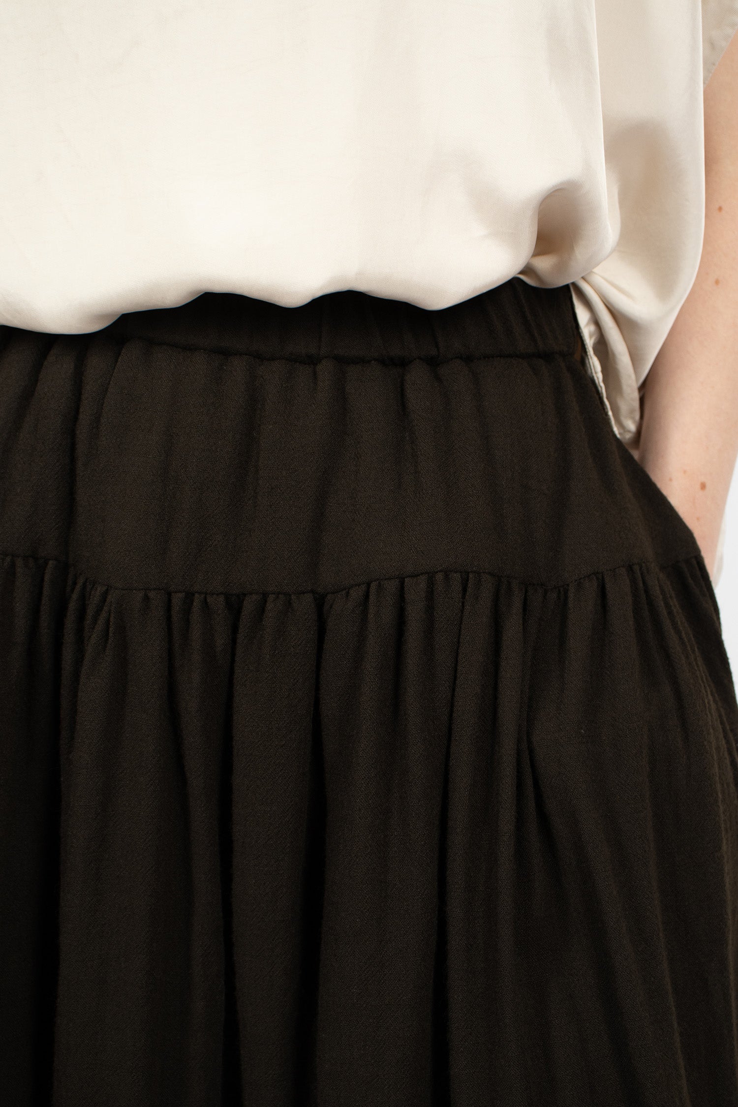 Up Up Skirt Dark Brown