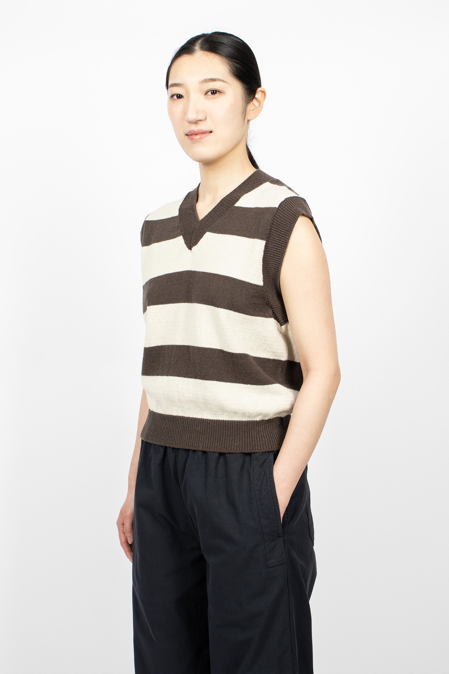Striped V-Neck Slipover Conker/Off-White