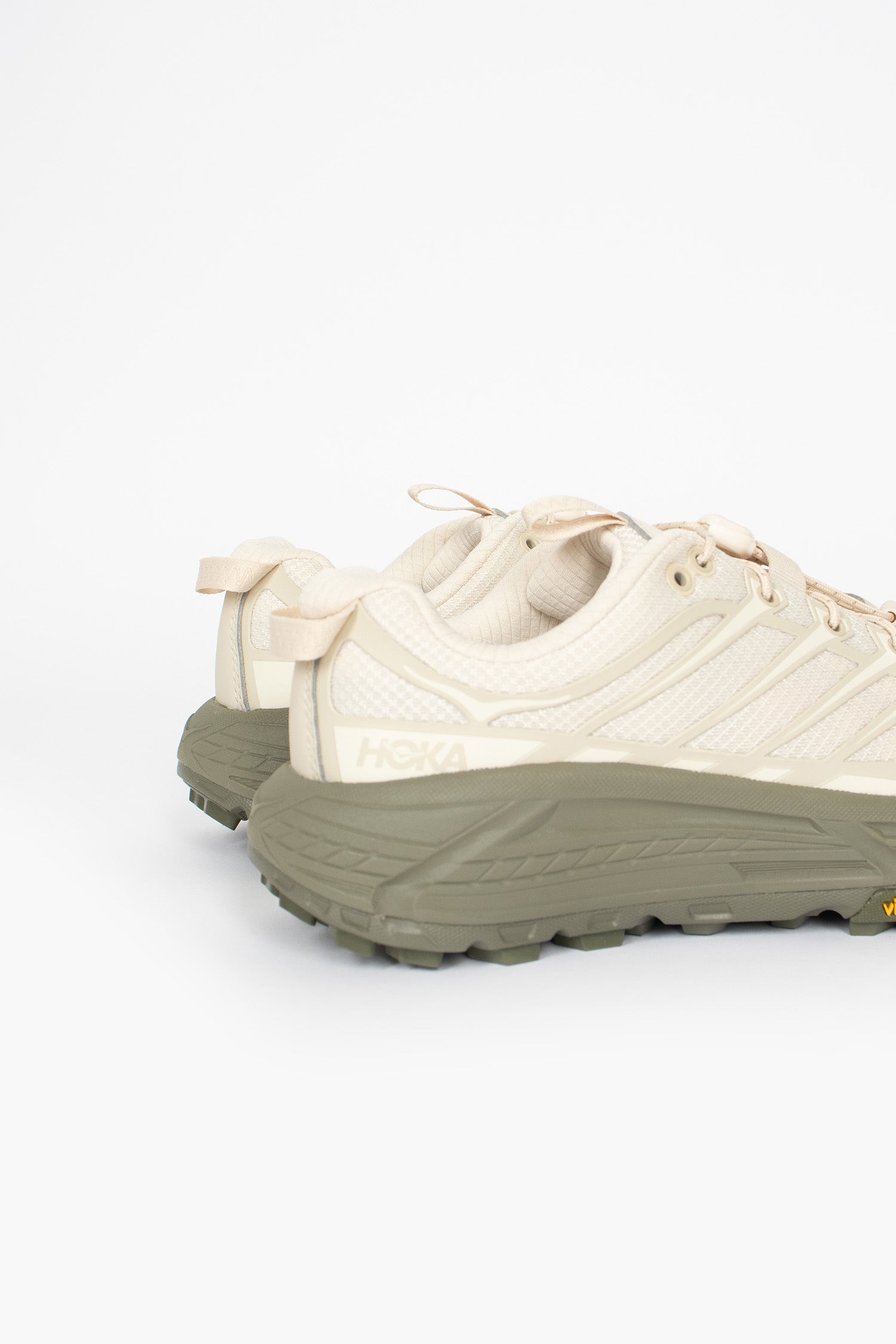 Mafate Three2 Oat milk /Eucalyptus