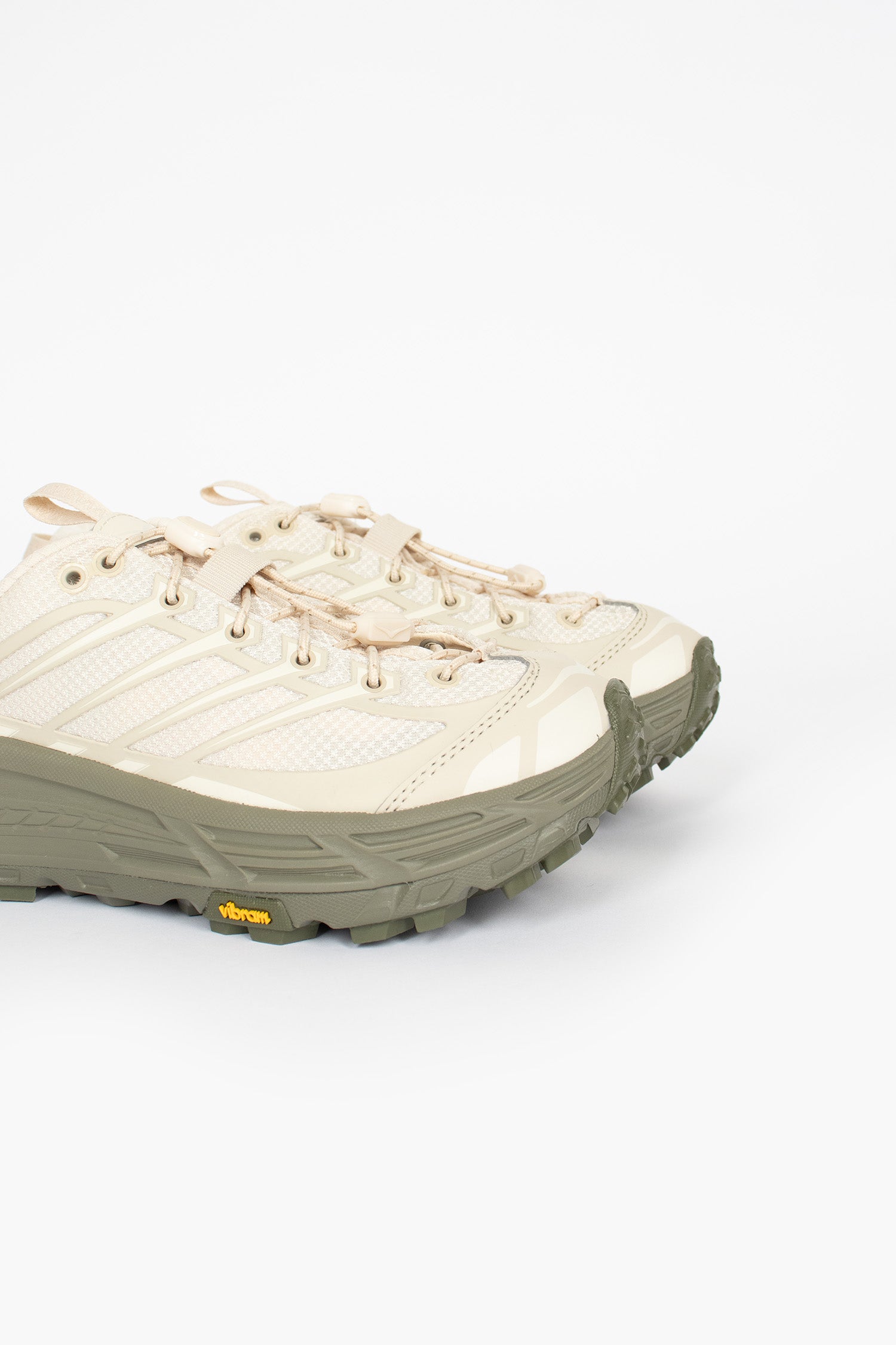 Mafate Three2 Oat milk /Eucalyptus