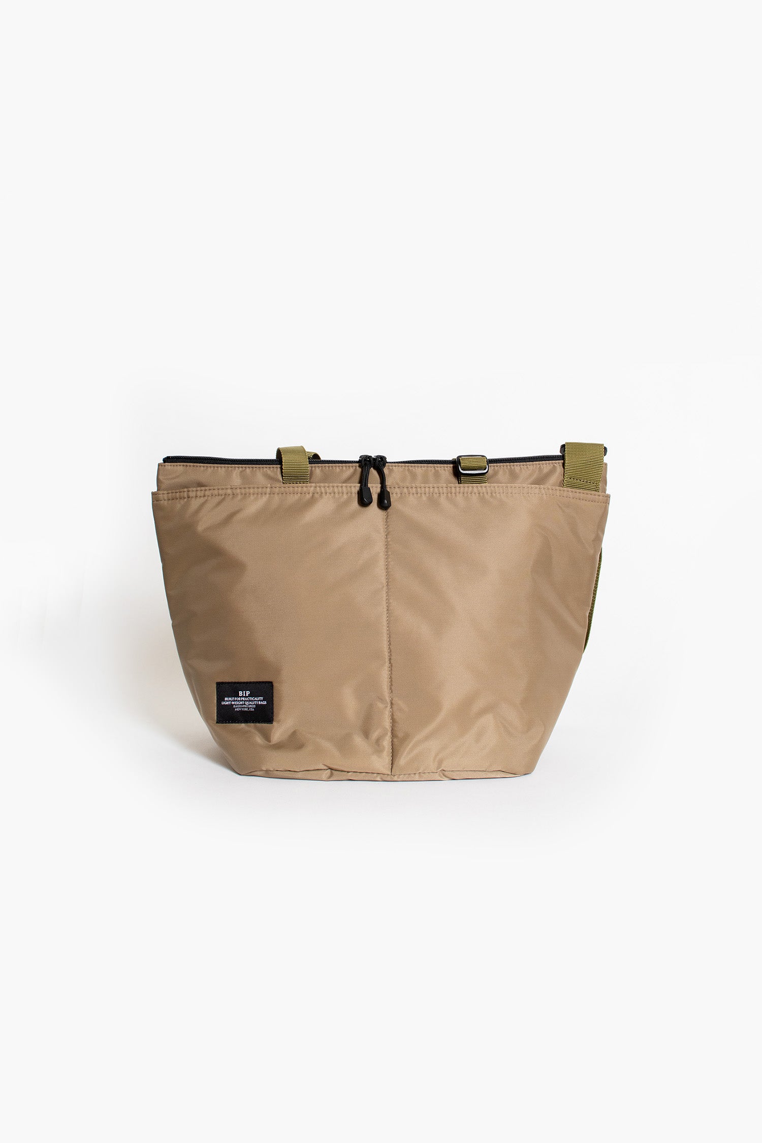 Medium Zipper Duffle Dark Beige Puffer