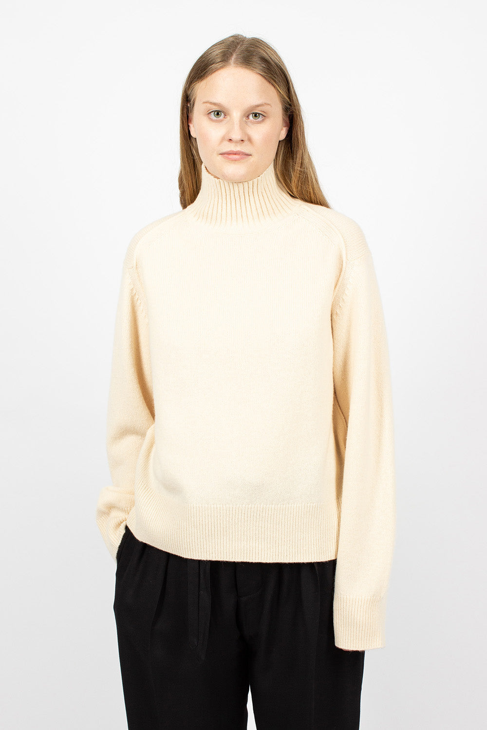 Turtleneck Sweater Cream Beige